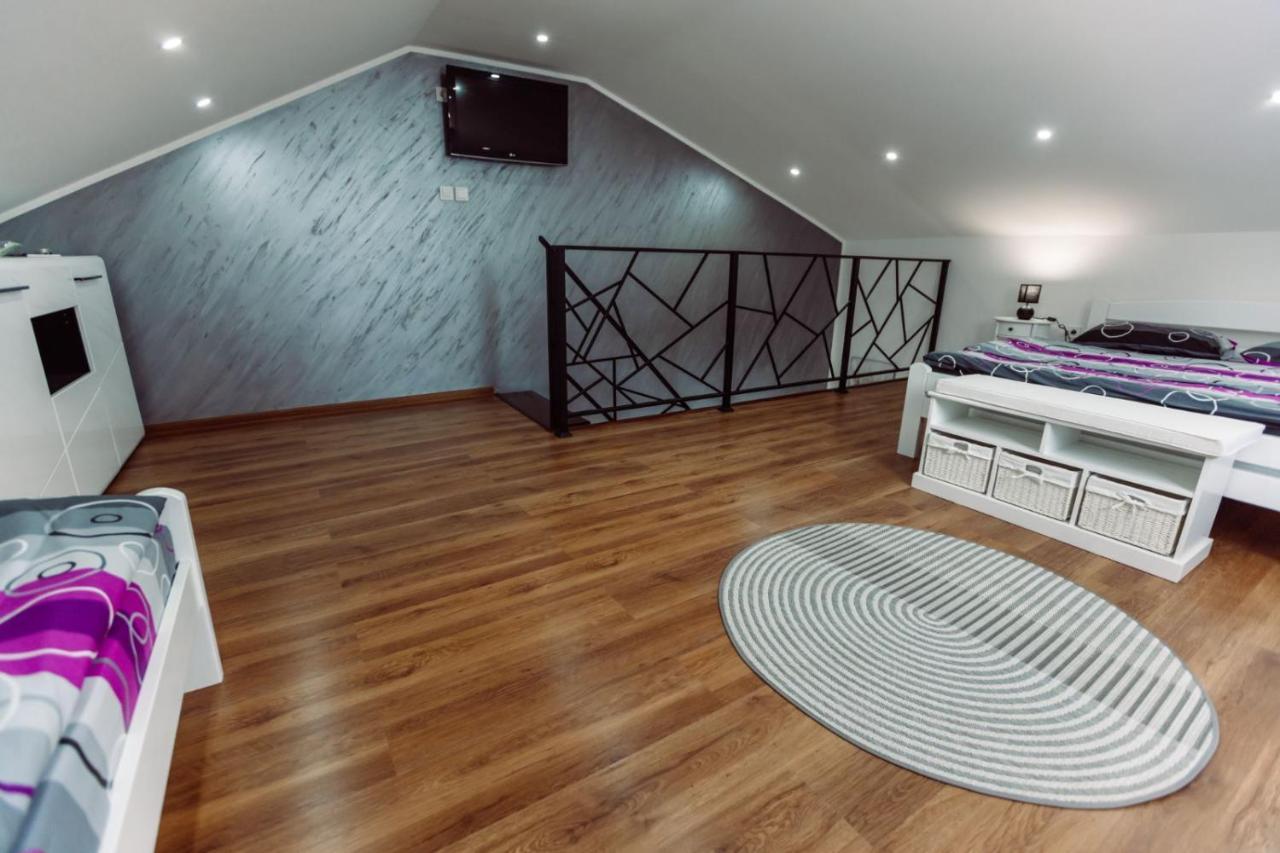 Aria Apartment เซทินเจ ภายนอก รูปภาพ